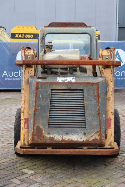 Mustang 2054 - Ελαστιχοφόρος φορτωτής: φωτογραφία 5 Mustang 2054 - Ελαστιχοφόρος φορτωτής: φωτογραφία 5