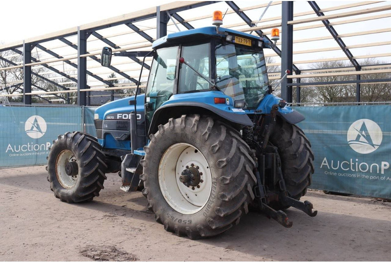 New Holland 8670 - Τρακτέρ: φωτογραφία 3 New Holland 8670 - Τρακτέρ: φωτογραφία 3