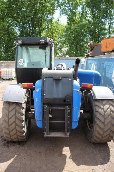 New Holland LM425 - Τηλεσκοπικός φορτωτής: φωτογραφία 4 New Holland LM425 - Τηλεσκοπικός φορτωτής: φωτογραφία 4