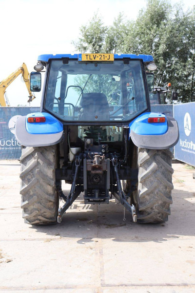 New Holland TL90 - Τρακτέρ: φωτογραφία 5 New Holland TL90 - Τρακτέρ: φωτογραφία 5