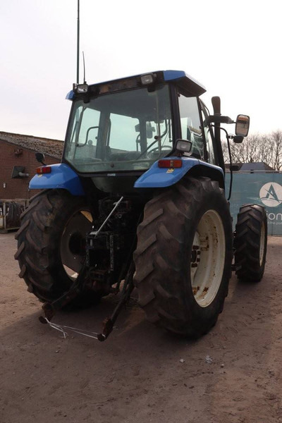 New Holland TS100 - Τρακτέρ: φωτογραφία 5 New Holland TS100 - Τρακτέρ: φωτογραφία 5