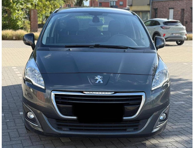 Peugeot 5008 (I - phase 2) 2.0 HDi - Λιμουζίνα/ Sedan: φωτογραφία 5 Peugeot 5008 (I - phase 2) 2.0 HDi - Λιμουζίνα/ Sedan: φωτογραφία 5