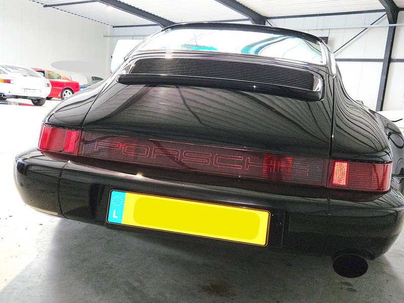 Porsche 911 (964) Coupé _ Carrera 4 (30 Jahre 911) - Λιμουζίνα/ Sedan: φωτογραφία 3 Porsche 911 (964) Coupé _ Carrera 4 (30 Jahre 911) - Λιμουζίνα/ Sedan: φωτογραφία 3