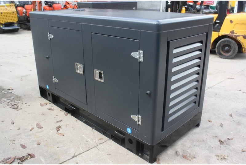 Power Silent AG-30 - Βιομηχανική γεννήτρια: φωτογραφία 4 Power Silent AG-30 - Βιομηχανική γεννήτρια: φωτογραφία 4