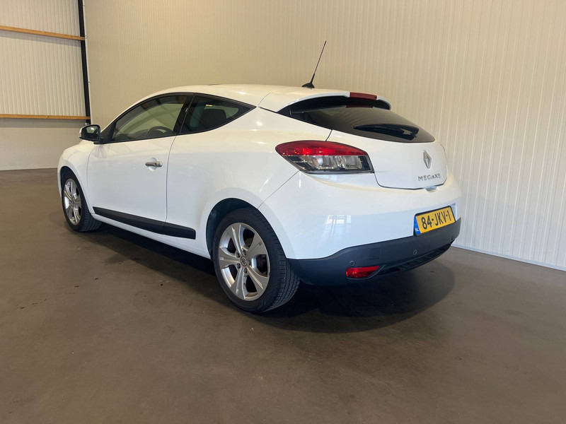 Renault Mégane - Αυτοκίνητο: φωτογραφία 3 Renault Mégane - Αυτοκίνητο: φωτογραφία 3