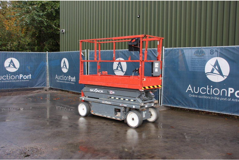 Skyjack SJ3220 - Ψαλιδωτό ανυψωτικό: φωτογραφία 3 Skyjack SJ3220 - Ψαλιδωτό ανυψωτικό: φωτογραφία 3