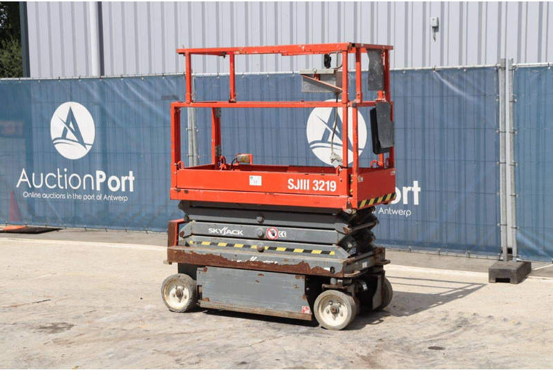 Skyjack SJIII 3219 - Ψαλιδωτό ανυψωτικό: φωτογραφία 3 Skyjack SJIII 3219 - Ψαλιδωτό ανυψωτικό: φωτογραφία 3