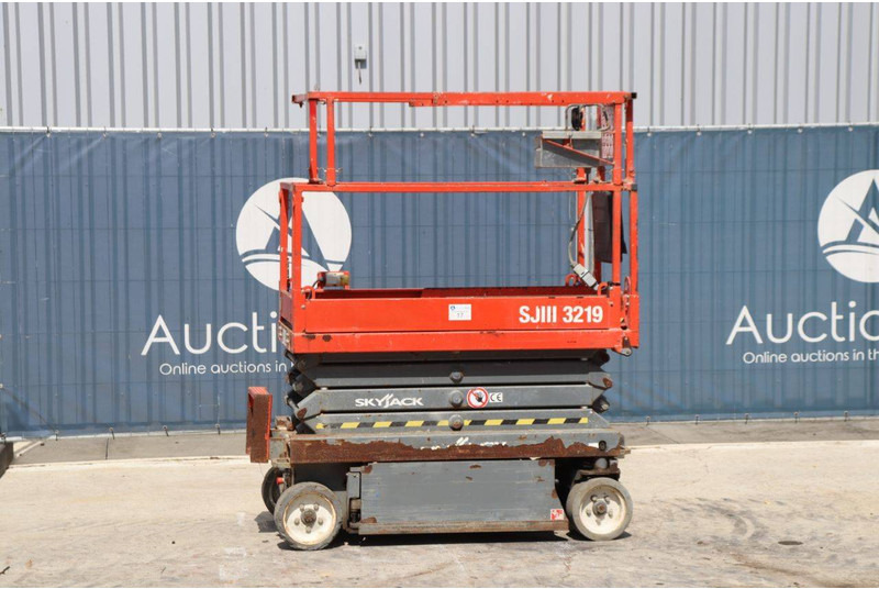 Skyjack SJIII 3219 - Ψαλιδωτό ανυψωτικό: φωτογραφία 1 Skyjack SJIII 3219 - Ψαλιδωτό ανυψωτικό: φωτογραφία 1