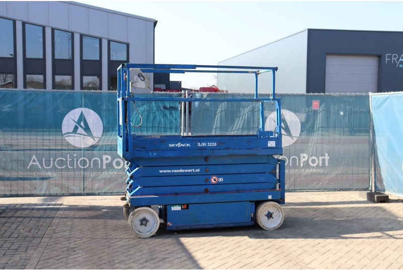 Skyjack SJIII 3226 - Ψαλιδωτό ανυψωτικό: φωτογραφία 1 Skyjack SJIII 3226 - Ψαλιδωτό ανυψωτικό: φωτογραφία 1