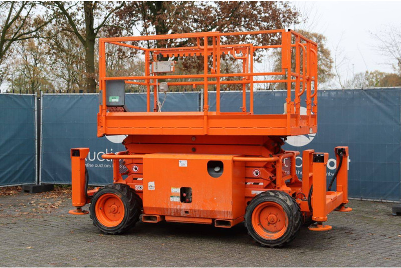 Skyjack - Ψαλιδωτό ανυψωτικό: φωτογραφία 3 Skyjack - Ψαλιδωτό ανυψωτικό: φωτογραφία 3