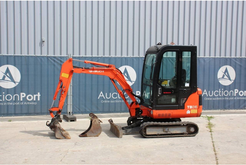 Takeuchi TB016 - Μίνι εκσκαφέας: φωτογραφία 1 Takeuchi TB016 - Μίνι εκσκαφέας: φωτογραφία 1