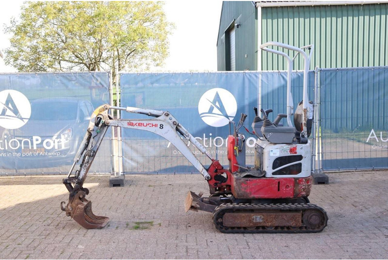 Takeuchi TB210R - Μίνι εκσκαφέας: φωτογραφία 2 Takeuchi TB210R - Μίνι εκσκαφέας: φωτογραφία 2