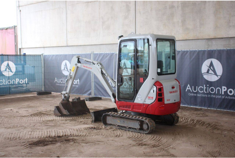 Takeuchi TB216 - Μίνι εκσκαφέας: φωτογραφία 3 Takeuchi TB216 - Μίνι εκσκαφέας: φωτογραφία 3