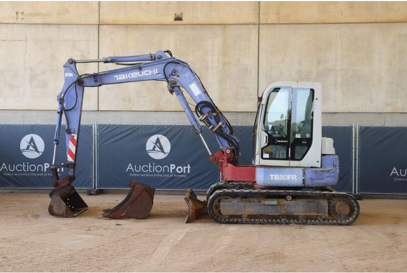Takeuchi TB80FR - Ερπυστριοφόρος εκσκαφέας: φωτογραφία 2 Takeuchi TB80FR - Ερπυστριοφόρος εκσκαφέας: φωτογραφία 2