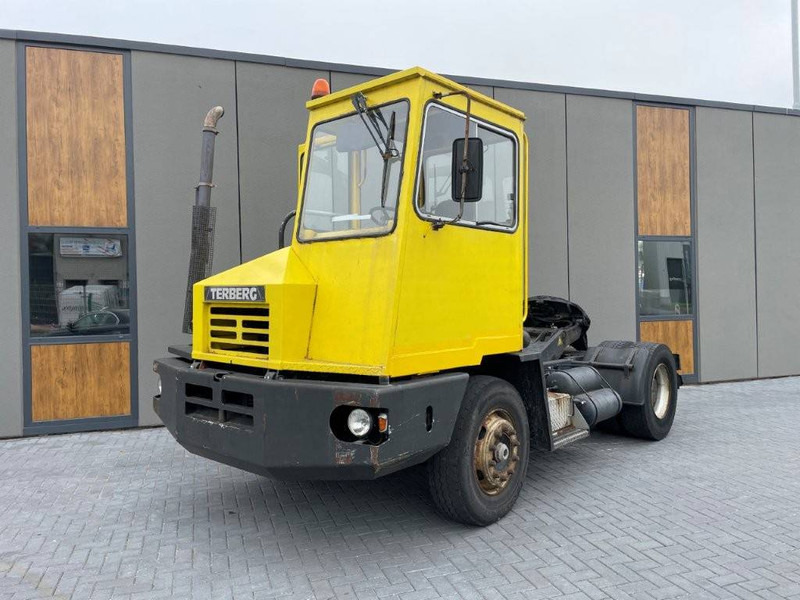 Terberg YT17 4X2 - Τράκτορες τελωνείων: φωτογραφία 1 Terberg YT17 4X2 - Τράκτορες τελωνείων: φωτογραφία 1