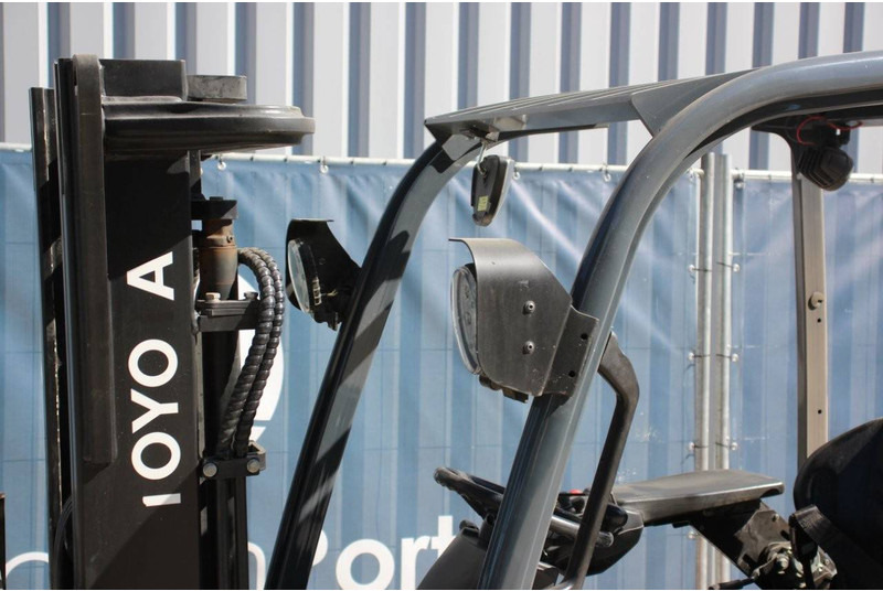 Ηλεκτροκίνητο περονοφόρο Toyota 8FBEK18T: φωτογραφία 14 Ηλεκτροκίνητο περονοφόρο Toyota 8FBEK18T: φωτογραφία 14