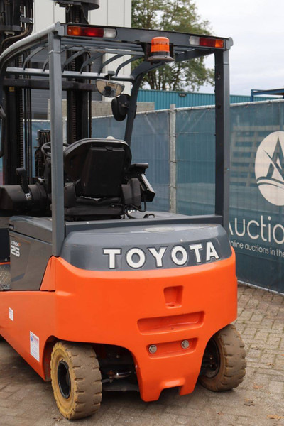 Ηλεκτροκίνητο περονοφόρο Toyota 8FBMT25: φωτογραφία 16 Ηλεκτροκίνητο περονοφόρο Toyota 8FBMT25: φωτογραφία 16