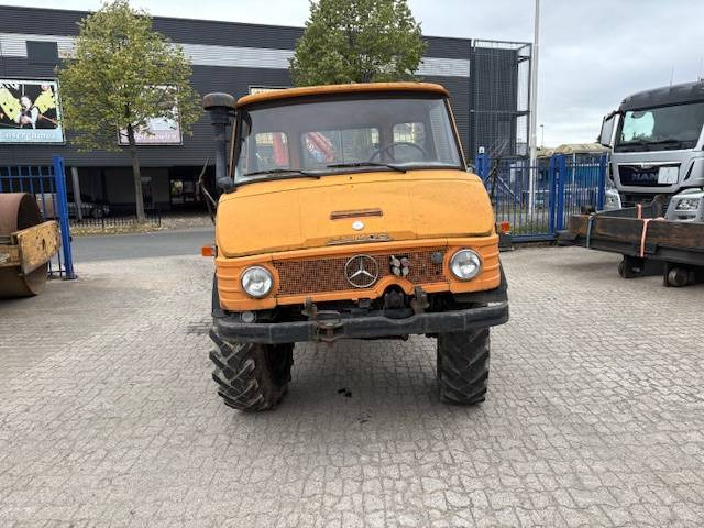 Unimog U600 - Φορτηγό με γερανό: φωτογραφία 2 Unimog U600 - Φορτηγό με γερανό: φωτογραφία 2