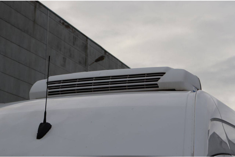 Επαγγελματικό αυτοκίνητο ψυγείο Volkswagen Crafter: φωτογραφία 15 Επαγγελματικό αυτοκίνητο ψυγείο Volkswagen Crafter: φωτογραφία 15