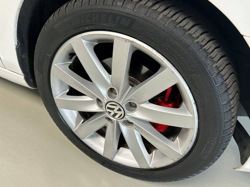 Volkswagen GOLF 1.6 TDI HIGHLINE - Λιμουζίνα/ Sedan: φωτογραφία 5 Volkswagen GOLF 1.6 TDI HIGHLINE - Λιμουζίνα/ Sedan: φωτογραφία 5