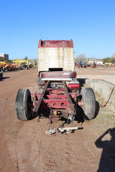 Volvo FH16-520 - Φορτηγό σασί: φωτογραφία 4 Volvo FH16-520 - Φορτηγό σασί: φωτογραφία 4