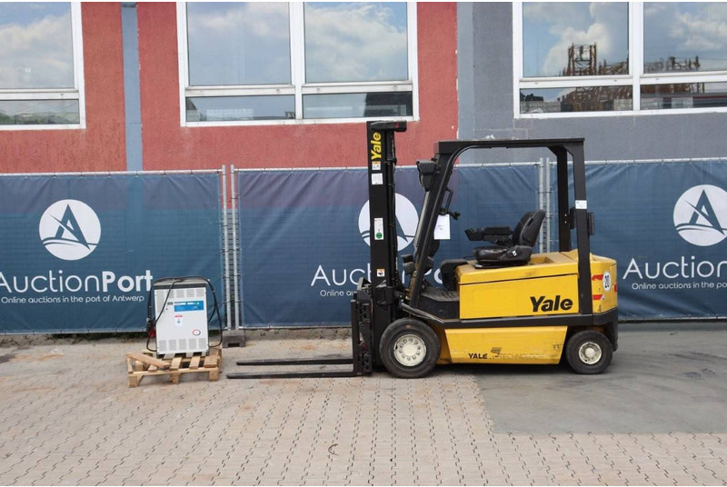 Yale ERP30ALF E2395 - Ηλεκτροκίνητο περονοφόρο: φωτογραφία 2 Yale ERP30ALF E2395 - Ηλεκτροκίνητο περονοφόρο: φωτογραφία 2