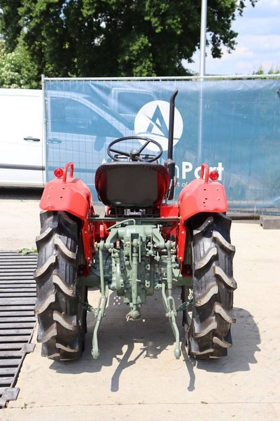 Yanmar YM1702D - Τρακτέρ: φωτογραφία 4 Yanmar YM1702D - Τρακτέρ: φωτογραφία 4