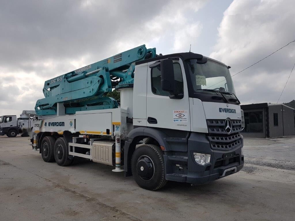 Mercedes-Benz 3342 P - Αντλία σκυροδέματος: φωτογραφία 2 Mercedes-Benz 3342 P - Αντλία σκυροδέματος: φωτογραφία 2