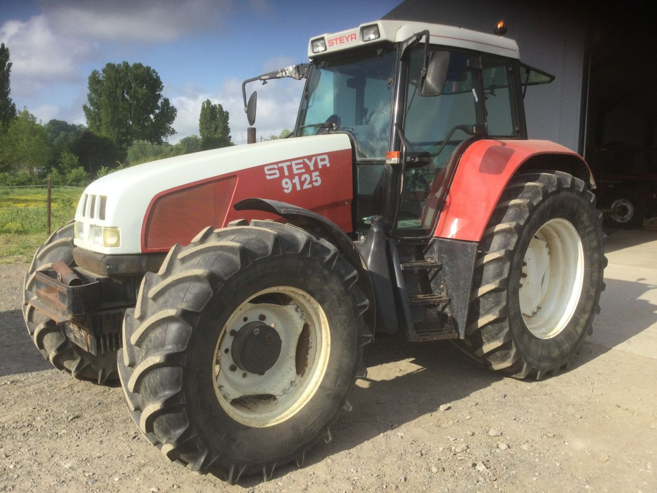 Steyr 9125 - Τρακτέρ: φωτογραφία 1 Steyr 9125 - Τρακτέρ: φωτογραφία 1
