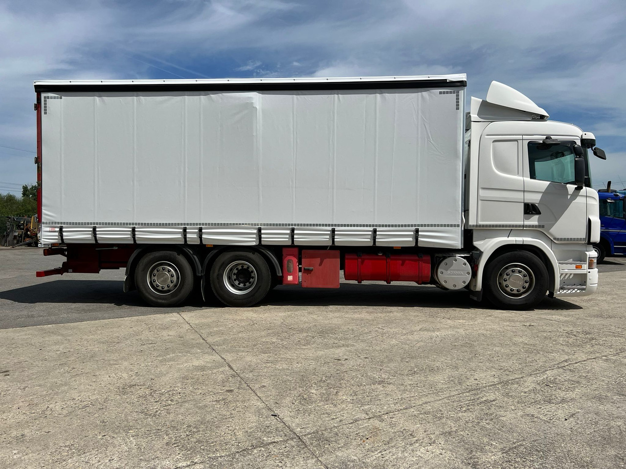 CAMION SCANIA 380 CON CARRETILLA MOFFET M4 - Φορτηγό μουσαμάς: φωτογραφία 3 CAMION SCANIA 380 CON CARRETILLA MOFFET M4 - Φορτηγό μουσαμάς: φωτογραφία 3