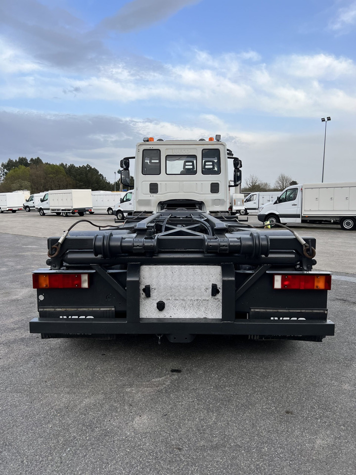Φορτηγό σασί IVECO 300 EN CHASIS: φωτογραφία 11
