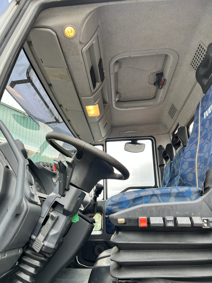 Φορτηγό σασί IVECO 300 EN CHASIS: φωτογραφία 14