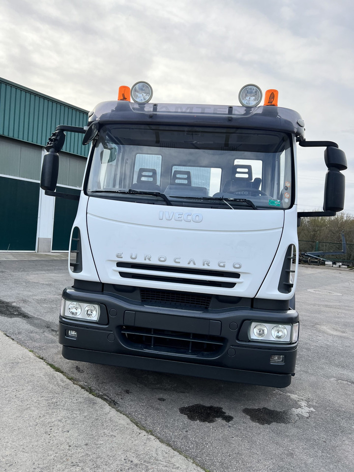 Φορτηγό σασί IVECO 300 EN CHASIS: φωτογραφία 7