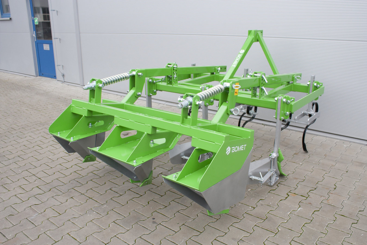 BOMET Obsypnik do ziemniaków z przystawką profilujacą radliny / Kartoffelhäufler mit Zusatzgerät zur Dammformung / Окучники для возделывания картофеля с приставкой, профилирующей гребни / Potato ridging plo - Καλλιεργητής: φωτογραφία 3 BOMET Obsypnik do ziemniaków z przystawką profilujacą radliny / Kartoffelhäufler mit Zusatzgerät zur Dammformung / Окучники для возделывания картофеля с приставкой, профилирующей гребни / Potato ridging plo - Καλλιεργητής: φωτογραφία 3