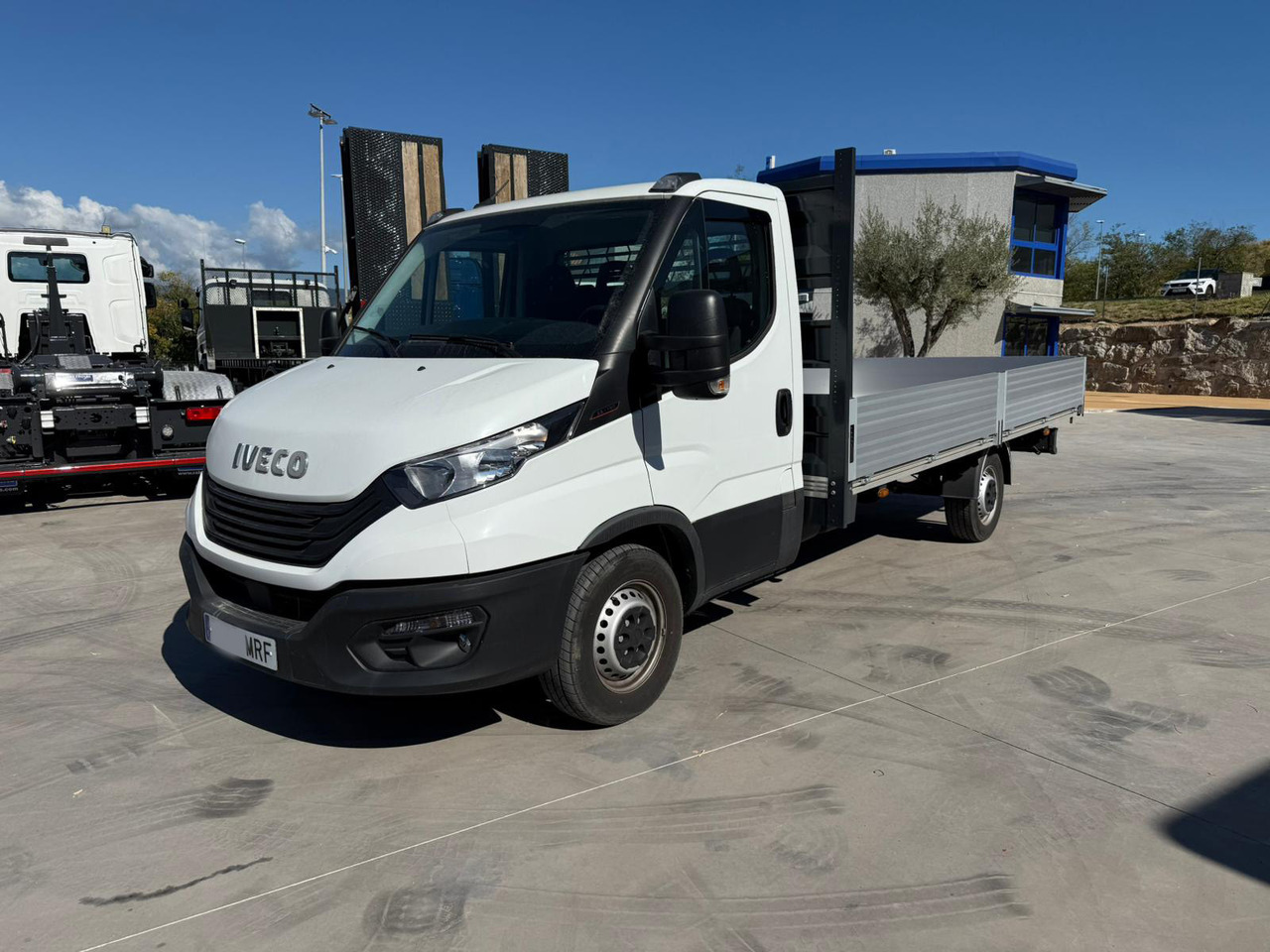 IVECO 35S16 Daily E6 (Open Box) - Μικρό φορτηγό με καρότσα: φωτογραφία 1 IVECO 35S16 Daily E6 (Open Box) - Μικρό φορτηγό με καρότσα: φωτογραφία 1