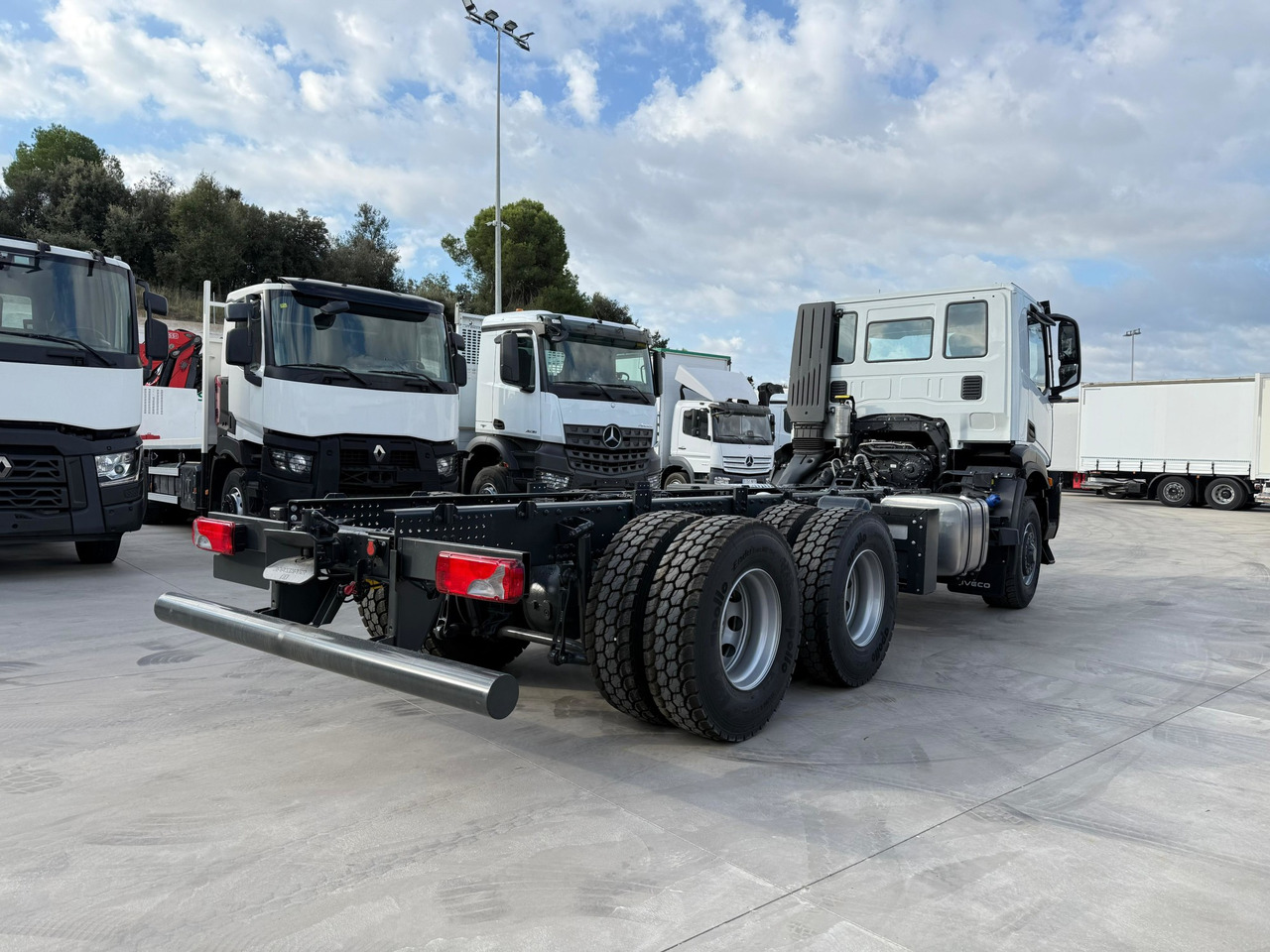 IVECO AD300X46Z OFF X-Way E6 (Chassis) - Φορτηγό σασί: φωτογραφία 4 IVECO AD300X46Z OFF X-Way E6 (Chassis) - Φορτηγό σασί: φωτογραφία 4
