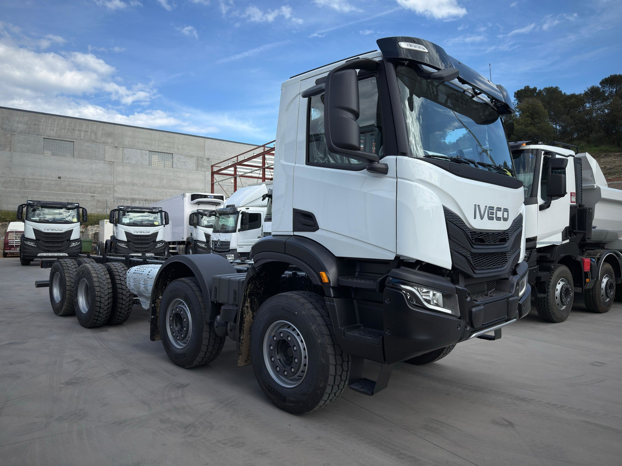 IVECO AD410T50 T-WAY 8x4 E6 (Chassis) - Φορτηγό σασί: φωτογραφία 2 IVECO AD410T50 T-WAY 8x4 E6 (Chassis) - Φορτηγό σασί: φωτογραφία 2