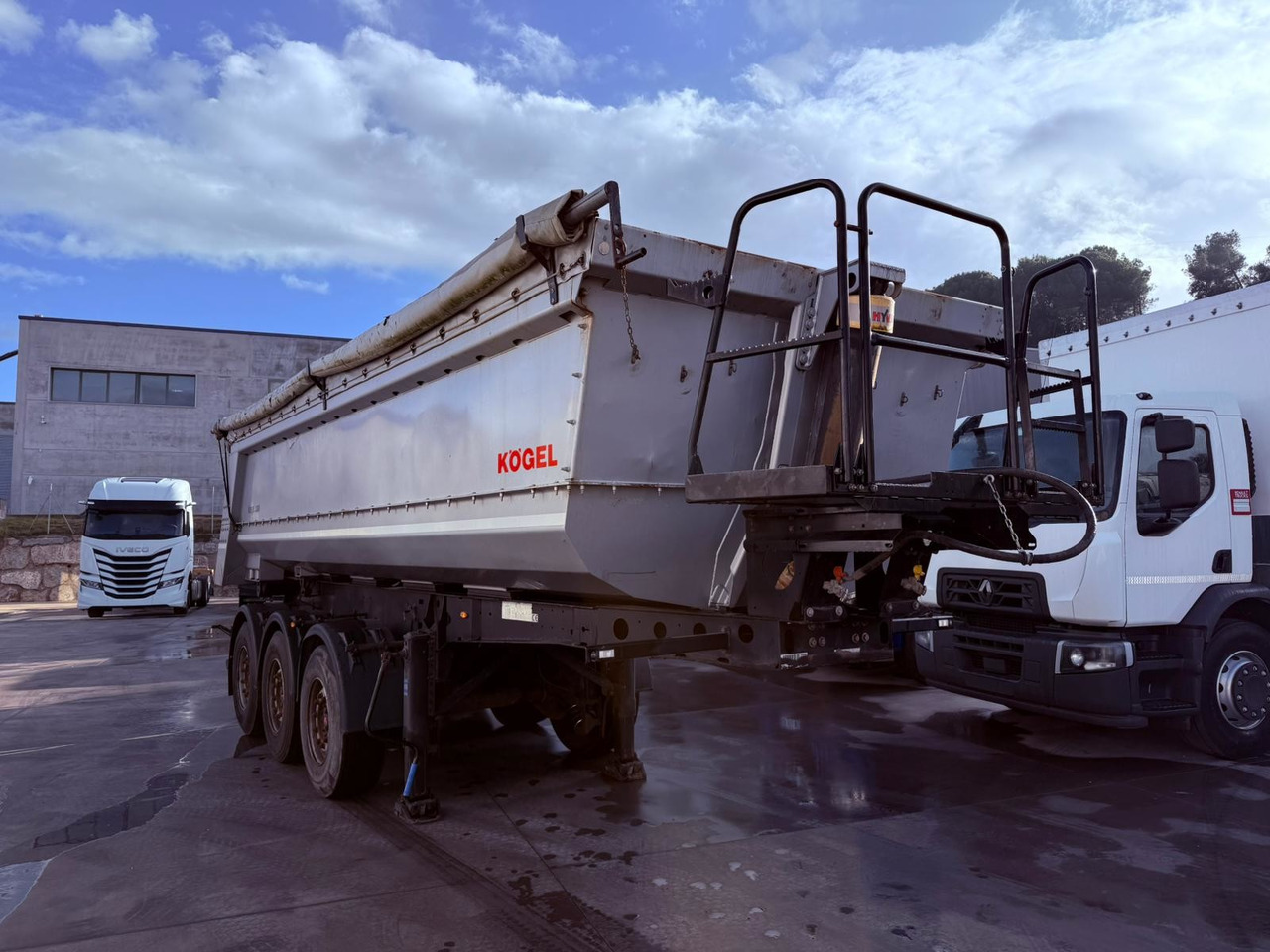 KOGEL SKM24 (Bathtub) - Επικαθήμενο ανατρεπόμενο: φωτογραφία 2 KOGEL SKM24 (Bathtub) - Επικαθήμενο ανατρεπόμενο: φωτογραφία 2