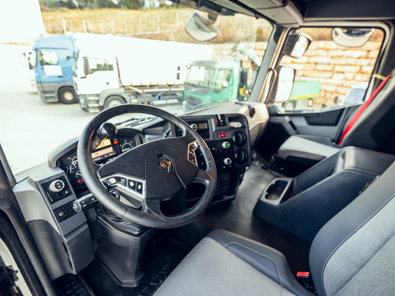 RENAULT C460 E6 (Chassis) - Φορτηγό σασί: φωτογραφία 5 RENAULT C460 E6 (Chassis) - Φορτηγό σασί: φωτογραφία 5