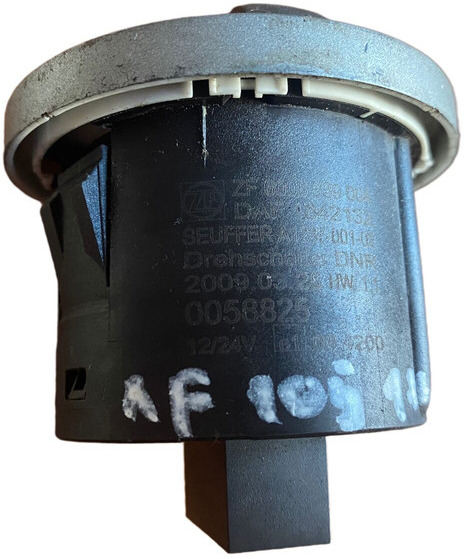 DAF XF 105 - Ταμπλό αυτοκινήτου: φωτογραφία 3 DAF XF 105 - Ταμπλό αυτοκινήτου: φωτογραφία 3