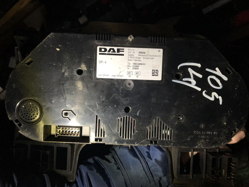 DAF XF 105 - Ταμπλό αυτοκινήτου: φωτογραφία 1 DAF XF 105 - Ταμπλό αυτοκινήτου: φωτογραφία 1