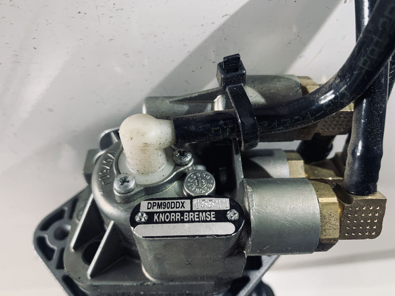 KNORR-BREMSE - Εξαρτήματα φρένων: φωτογραφία 2 KNORR-BREMSE - Εξαρτήματα φρένων: φωτογραφία 2