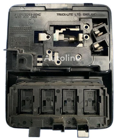 Mercedes-Benz ACTROS MP4 Euro 6 A9608200601 TRUCK-LITE cabin light - Φωτισμός: φωτογραφία 2 Mercedes-Benz ACTROS MP4 Euro 6 A9608200601 TRUCK-LITE cabin light - Φωτισμός: φωτογραφία 2