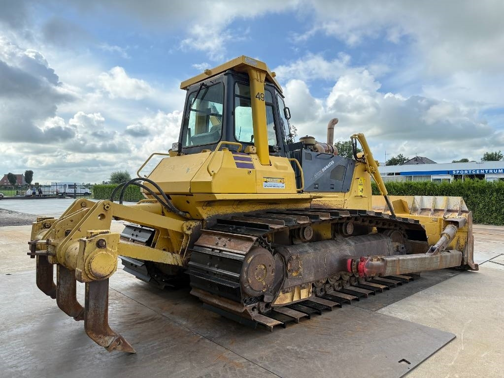 Komatsu D 65 PX-12 - Μπουλντόζα: φωτογραφία 5 Komatsu D 65 PX-12 - Μπουλντόζα: φωτογραφία 5