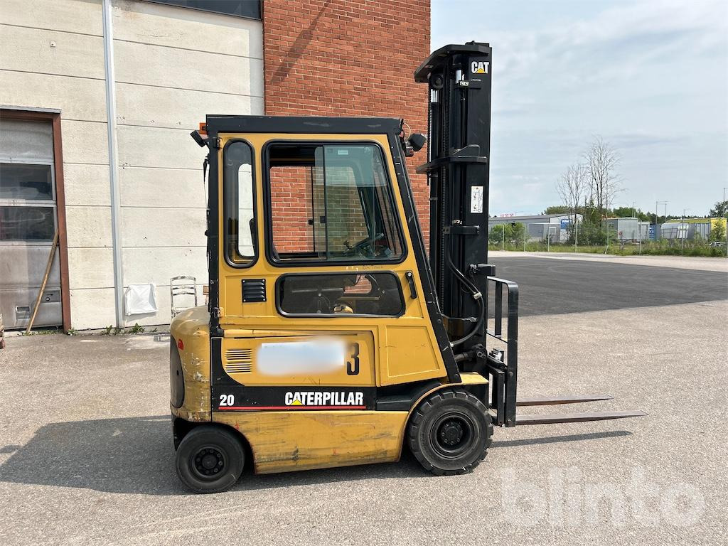 Caterpillar EP20K - Περονοφόρο όχημα: φωτογραφία 4 Caterpillar EP20K - Περονοφόρο όχημα: φωτογραφία 4