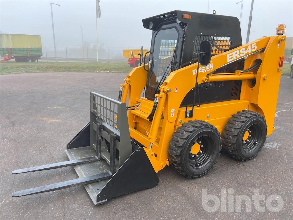 Everun ERS 45 - Φορτωτής πλάγιας ολίσθησης: φωτογραφία 1 Everun ERS 45 - Φορτωτής πλάγιας ολίσθησης: φωτογραφία 1