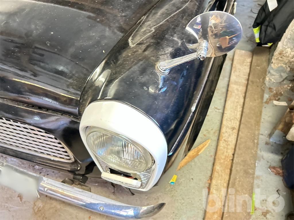 FORD 101 E ANGLIA - Αυτοκίνητο: φωτογραφία 4 FORD 101 E ANGLIA - Αυτοκίνητο: φωτογραφία 4