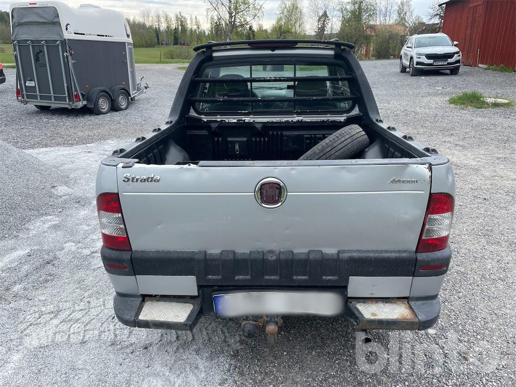 Fiat strada adventure - Ημιφορτηγό: φωτογραφία 3 Fiat strada adventure - Ημιφορτηγό: φωτογραφία 3