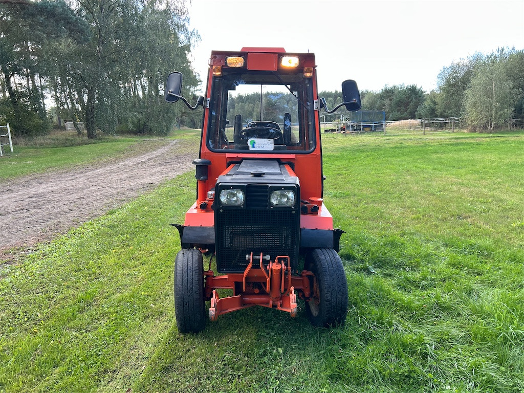 HOLDER P70C-460 - Δημοτικό τρακτέρ: φωτογραφία 2 HOLDER P70C-460 - Δημοτικό τρακτέρ: φωτογραφία 2