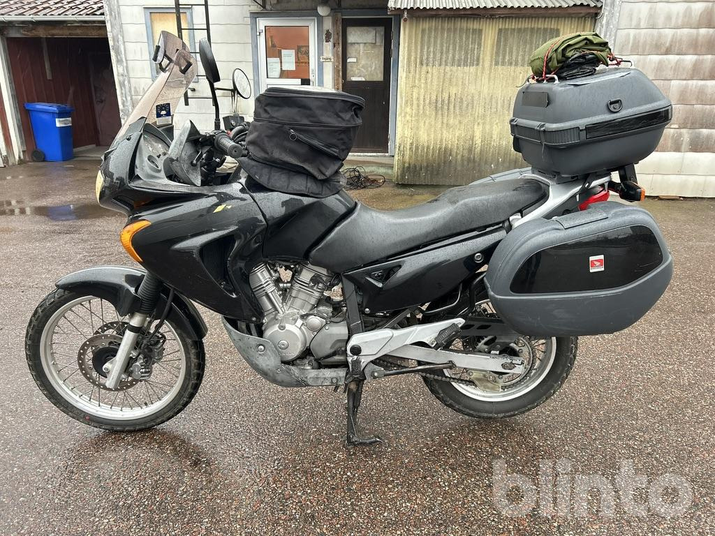 HONDA XL650V Transalp - Μοτοσικλέτα: φωτογραφία 2 HONDA XL650V Transalp - Μοτοσικλέτα: φωτογραφία 2